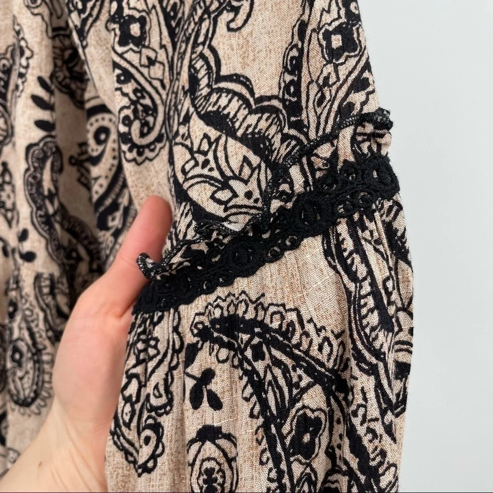 Knox Rose Beige & Black Paisley Print Boho Blouse - Picture 11 of 15